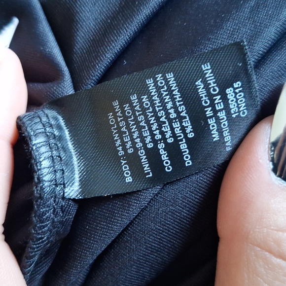 Nwt Tahari Modern Essentials Black Tank Top Size Medium - Picture 5 of 5